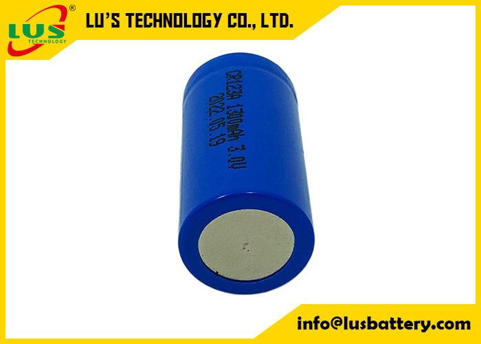 Batteria al litio di dimensione 3V delle cellule di CR123A per i flash della macchina fotografica e le torce elettriche del LED