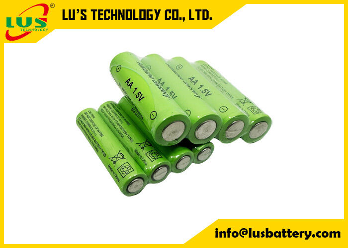 1.5V batteria per uso domestico batteria a celle secche AA alcalina batteria primaria AA batteria a celle 1.5V
